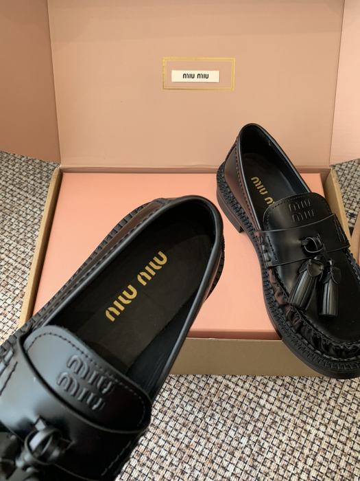 MiuMiu_women_shoes_yupoo_Original_quality