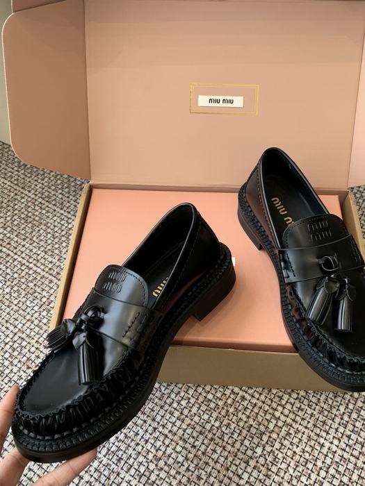 MiuMiu_women_shoes_yupoo_Original_quality