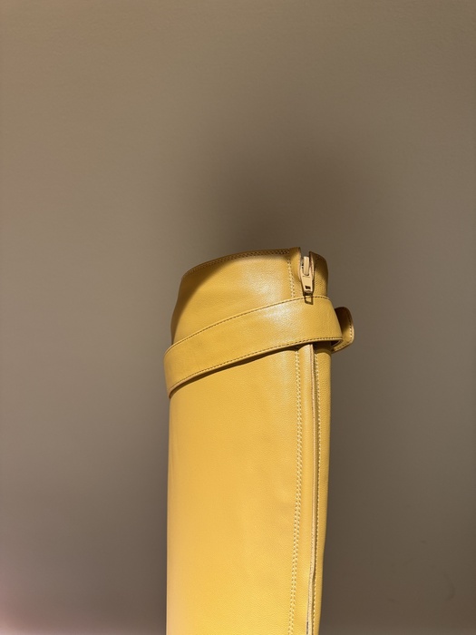 MiuMiu_women_shoes_yupoo_Original_quality