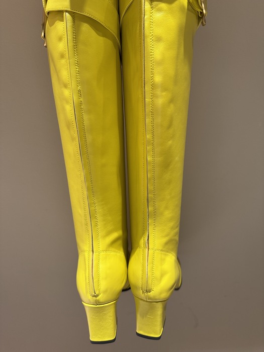 MiuMiu_women_shoes_yupoo_Original_quality