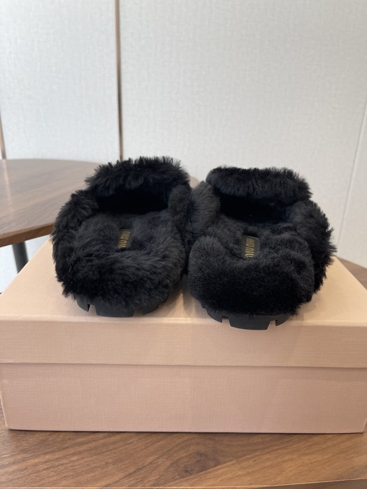 MiuMiu_women_shoes_yupoo_Original_quality