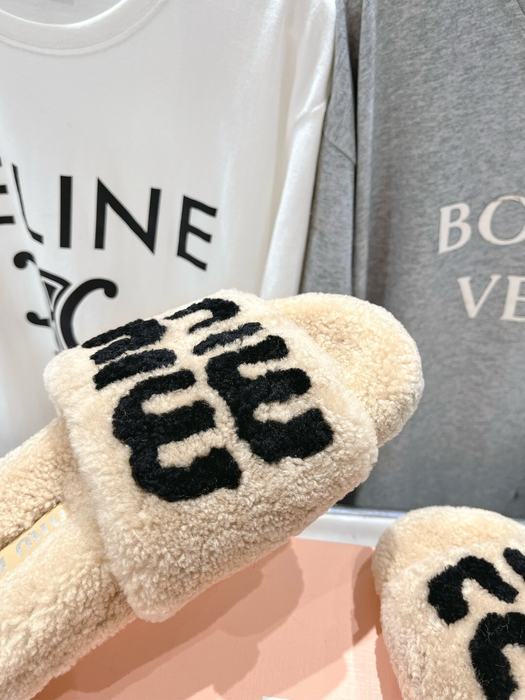 MiuMiu_women_shoes_yupoo_Original_quality