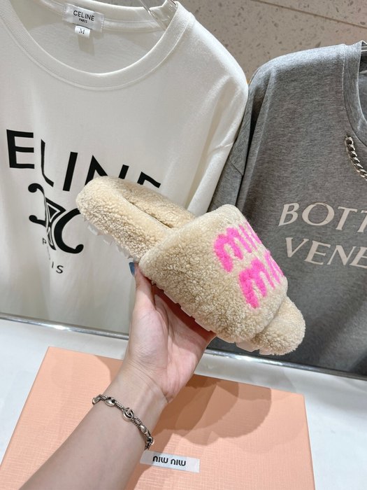 MiuMiu_women_shoes_yupoo_Original_quality