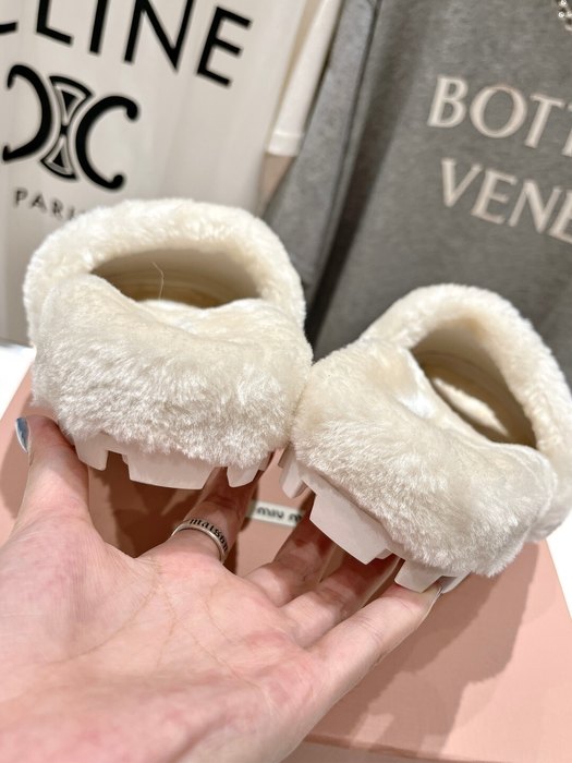 MiuMiu_women_shoes_yupoo_Original_quality