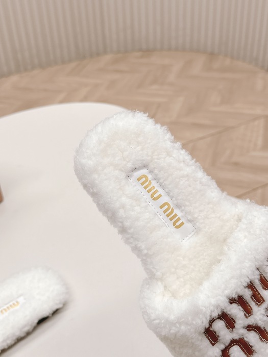 MiuMiu_women_shoes_yupoo_Original_quality