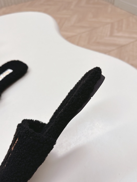 MiuMiu_women_shoes_yupoo_Original_quality