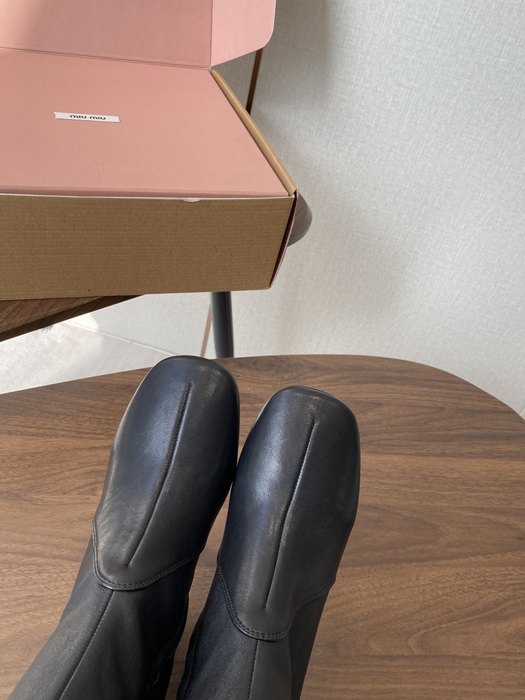 MiuMiu_women_shoes_yupoo_Original_quality