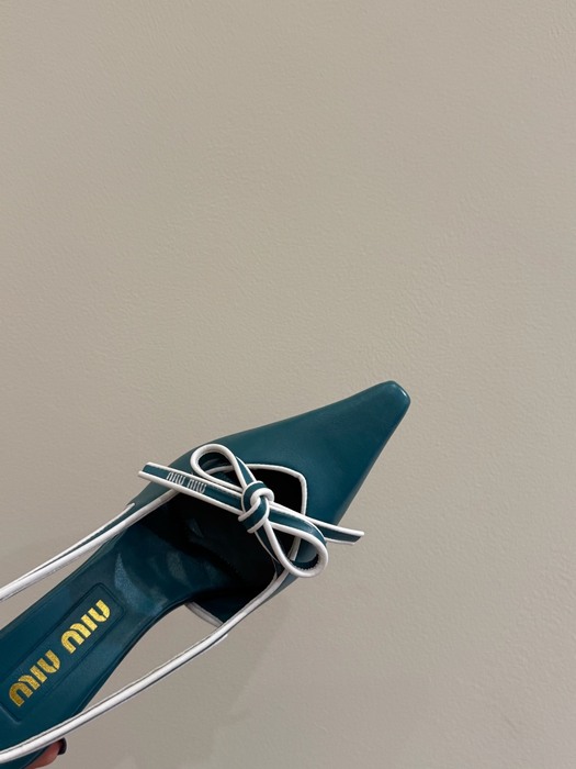 MiuMiu_women_shoes_yupoo_Original_quality