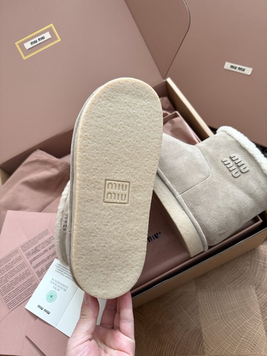 MiuMiu_women_shoes_yupoo_Original_quality