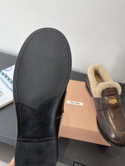 MiuMiu_women_shoes_yupoo_Original_quality