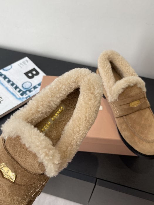 MiuMiu_women_shoes_yupoo_Original_quality