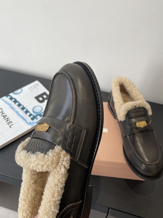 MiuMiu_women_shoes_yupoo_Original_quality