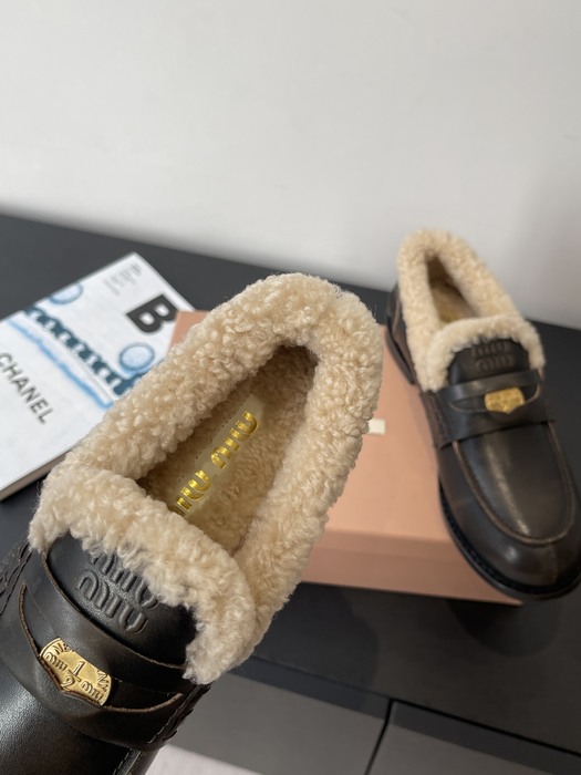 MiuMiu_women_shoes_yupoo_Original_quality