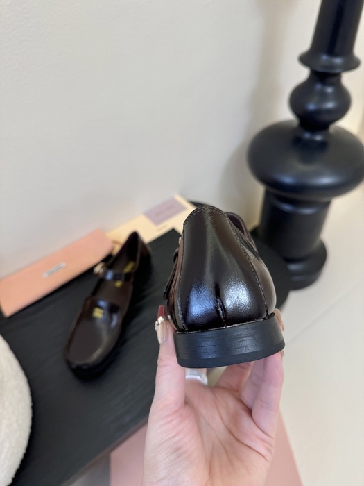 MiuMiu_women_shoes_yupoo_Original_quality