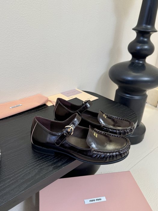 MiuMiu_women_shoes_yupoo_Original_quality