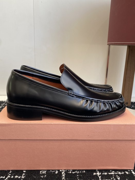 MiuMiu_women_shoes_yupoo_Original_quality