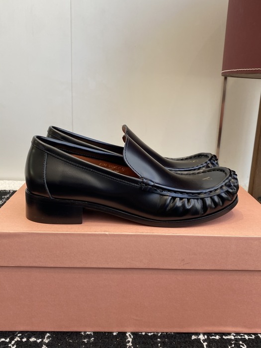 MiuMiu_women_shoes_yupoo_Original_quality