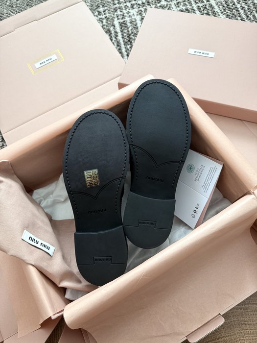 MiuMiu_women_shoes_yupoo_Original_quality