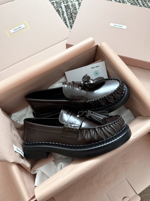 MiuMiu_women_shoes_yupoo_Original_quality