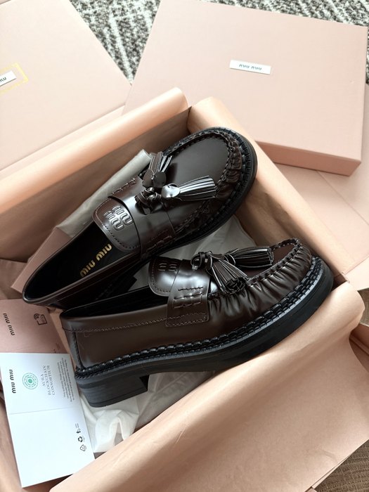 MiuMiu_women_shoes_yupoo_Original_quality