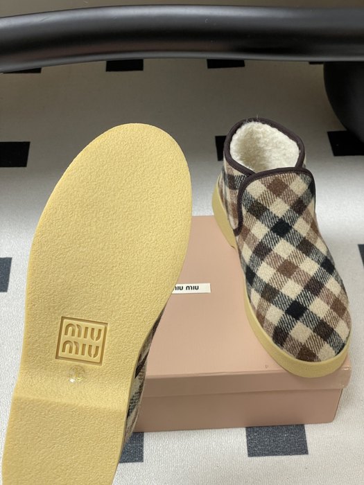 MiuMiu_women_shoes_yupoo_Original_quality