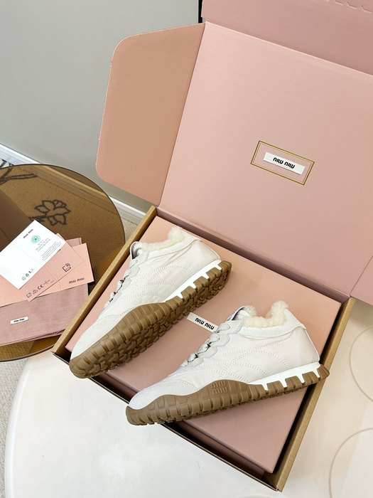 MiuMiu_women_shoes_yupoo_Original_quality