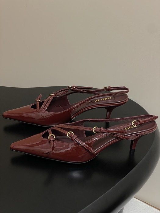 MiuMiu_women_shoes_yupoo_Original_quality