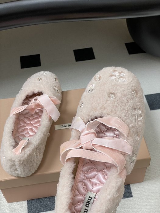 MiuMiu_women_shoes_yupoo_Original_quality