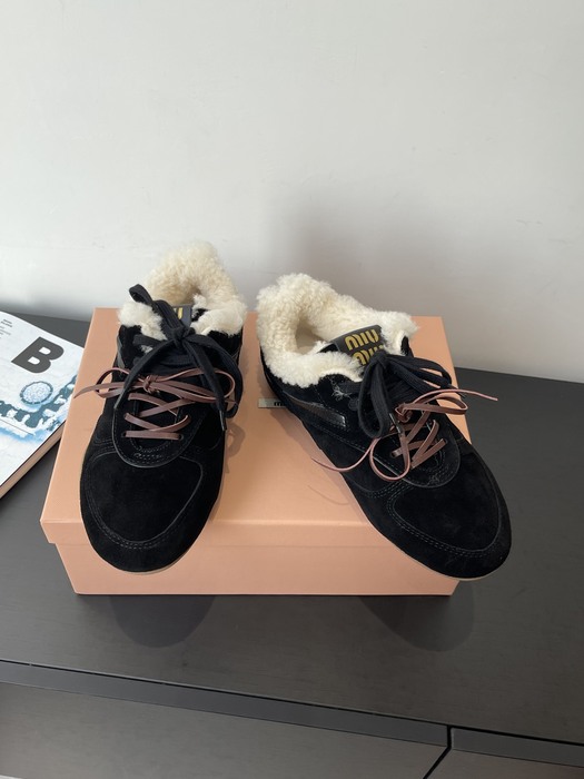 MiuMiu_women_shoes_yupoo_Original_quality