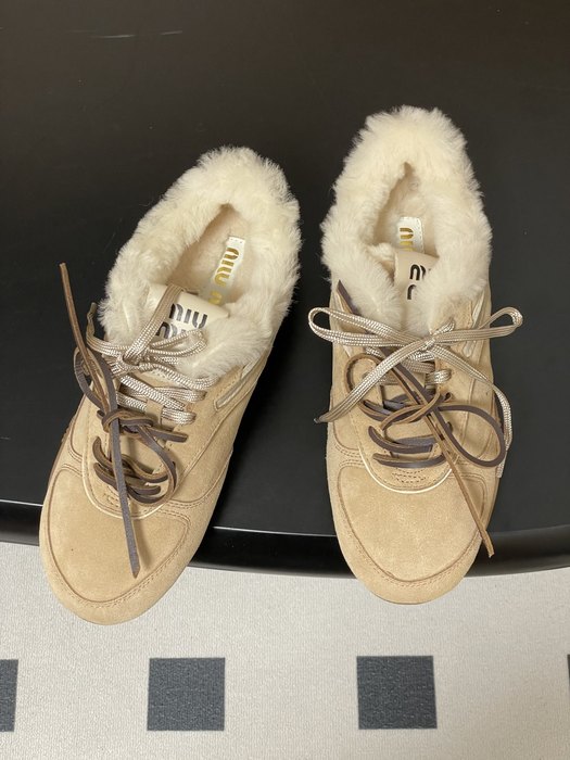 MiuMiu_women_shoes_yupoo_Original_quality