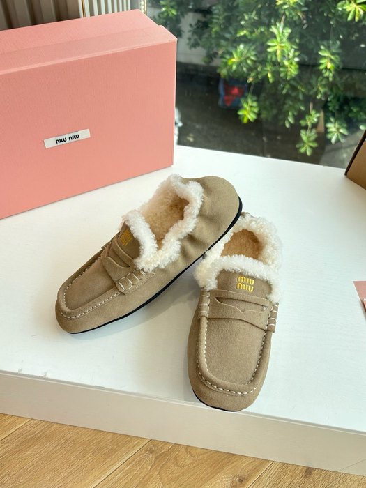 MiuMiu_women_shoes_yupoo_Original_quality