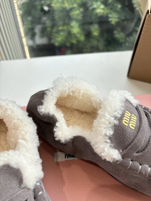 MiuMiu_women_shoes_yupoo_Original_quality