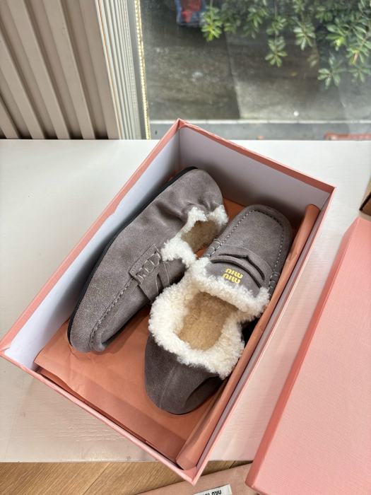 MiuMiu_women_shoes_yupoo_Original_quality