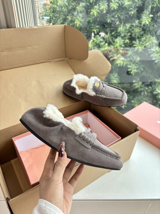 MiuMiu_women_shoes_yupoo_Original_quality