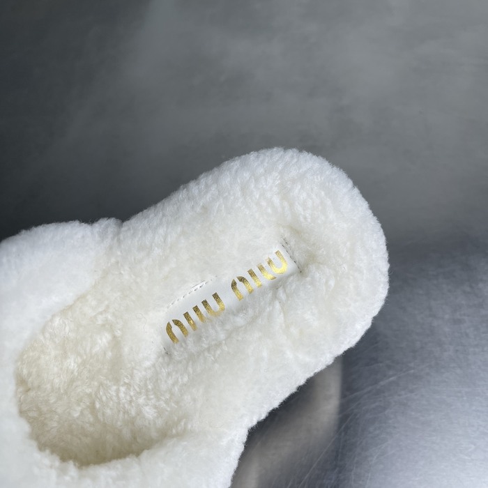 MiuMiu_women_shoes_yupoo_Original_quality