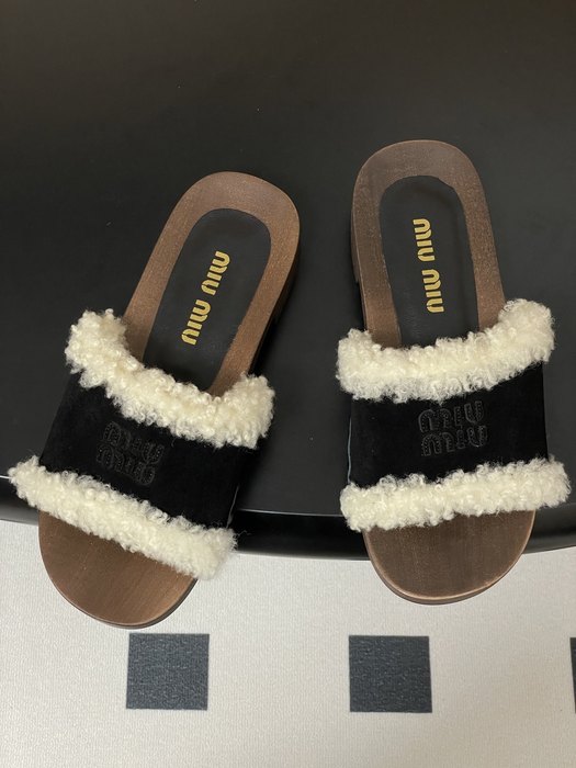 MiuMiu_women_shoes_yupoo_Original_quality