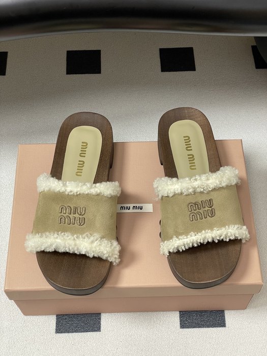 MiuMiu_women_shoes_yupoo_Original_quality