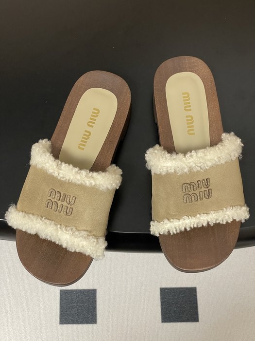 MiuMiu_women_shoes_yupoo_Original_quality