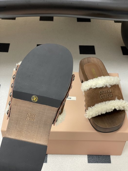 MiuMiu_women_shoes_yupoo_Original_quality