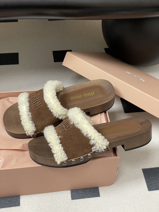 MiuMiu_women_shoes_yupoo_Original_quality