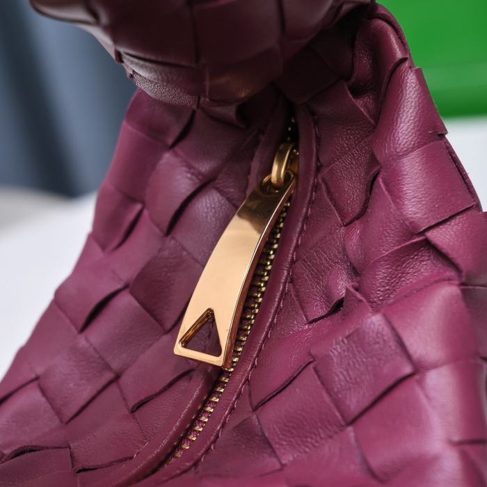 Bottega Veneta Tote style 32 Burgundy 01A