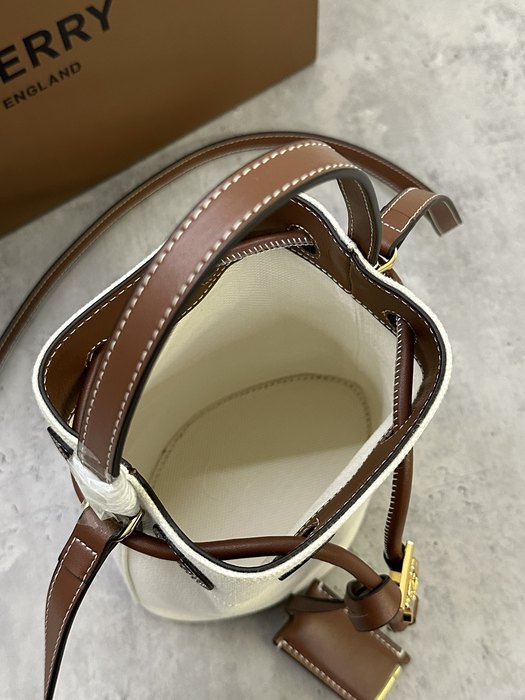 Burberry Bags High-Quality Yupoo Collection