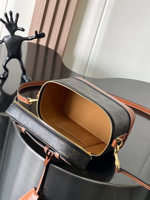 Celine 2026 New Bag Latest Style Yupoo