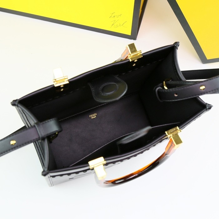 Fendi Tote with classic features Brown 01A