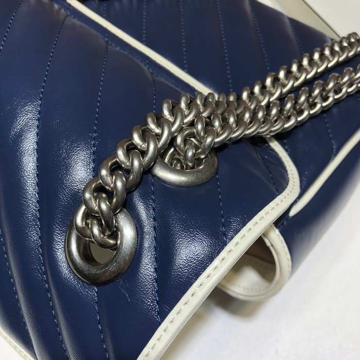 Gucci BagTypeTote Quilted Leather Tote Navy 01A 3