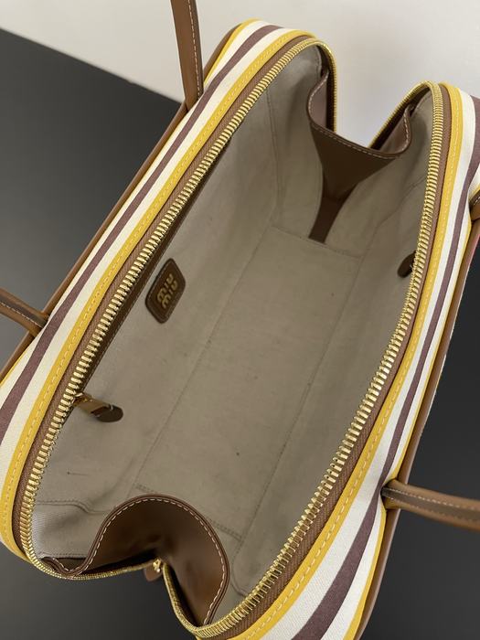 Miu-Miu,Bag，Latest styles,2026，yupoo，Original, quality