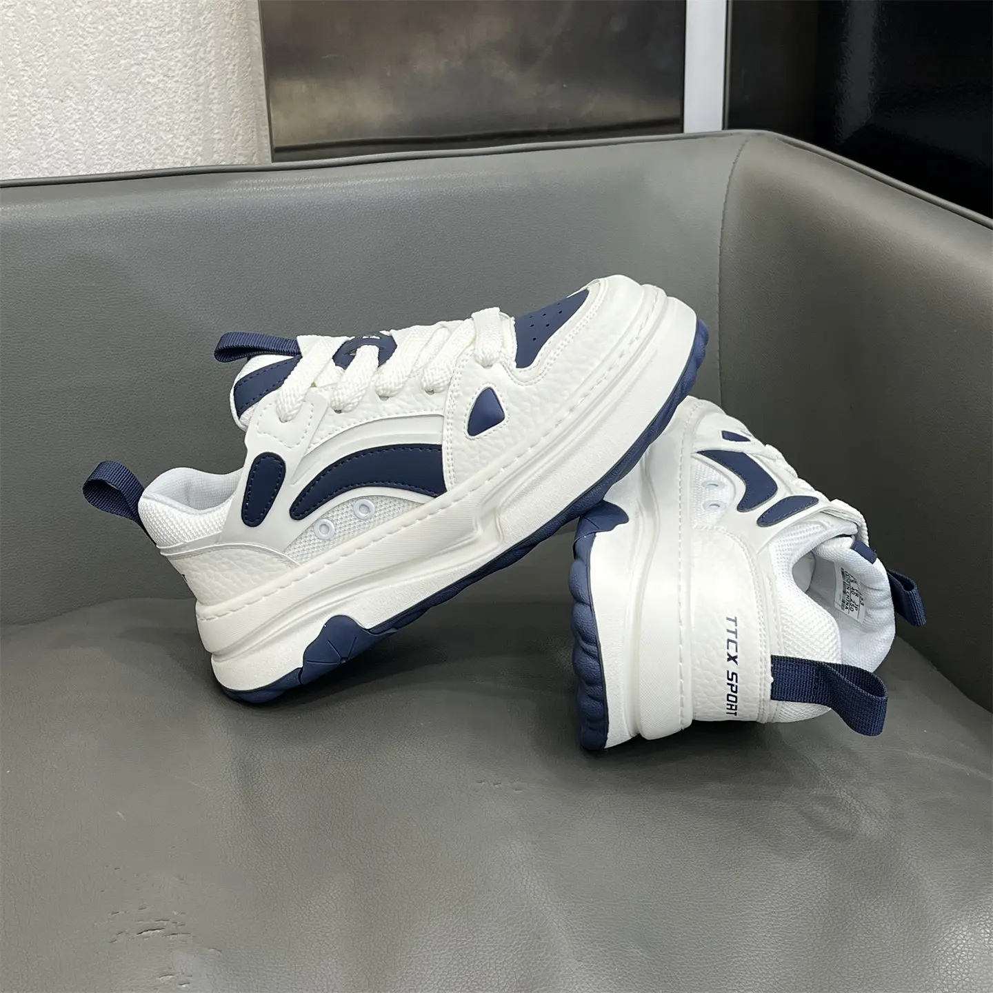爆款低帮男鞋四季休闲运动鞋板鞋潮鞋 39-44