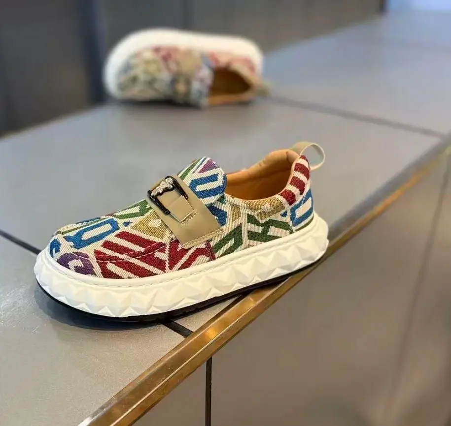 爆款休闲布鞋潮鞋39-44 红色 米色 灰色