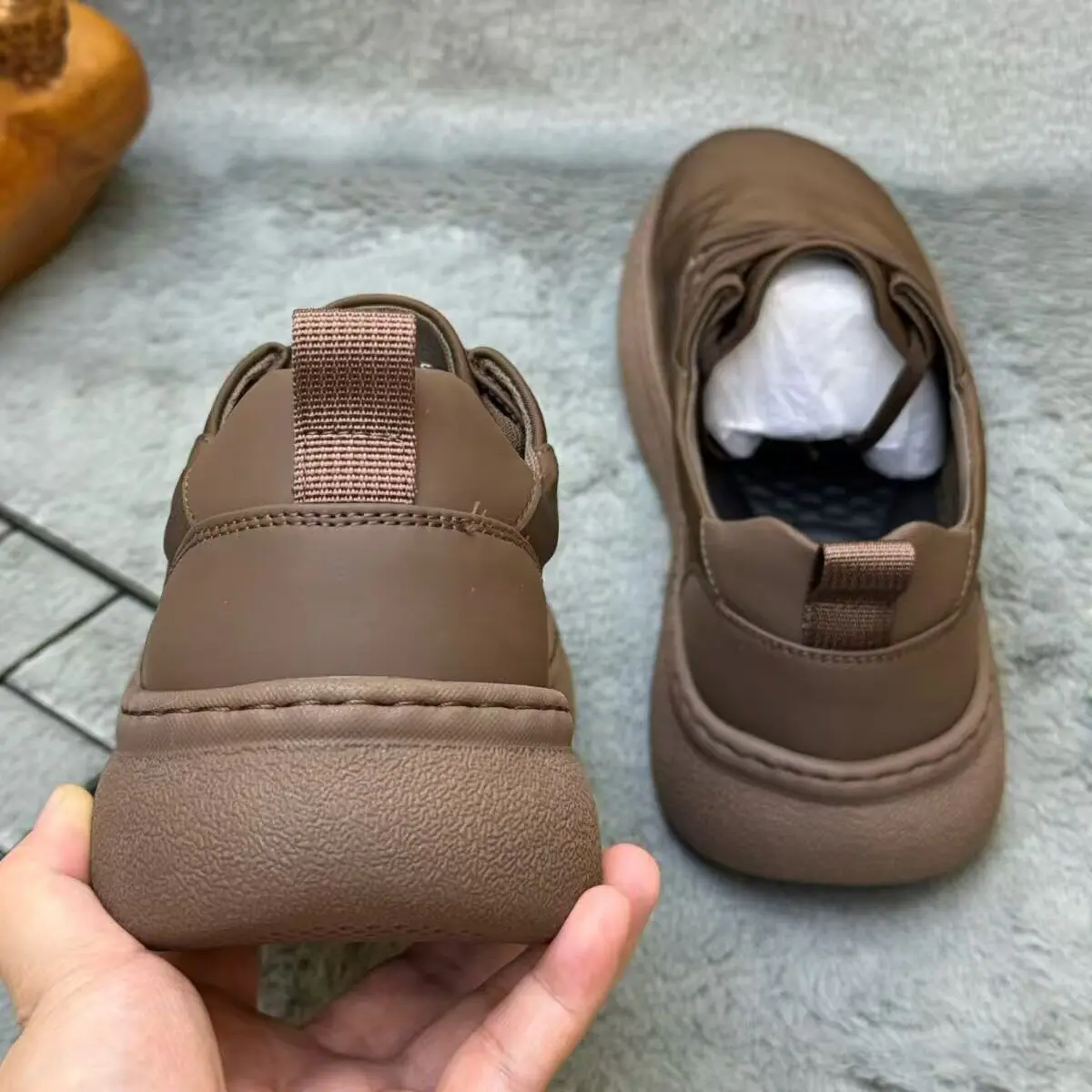 夏季爆款休闲男鞋布鞋39-44 黑色，棕色，