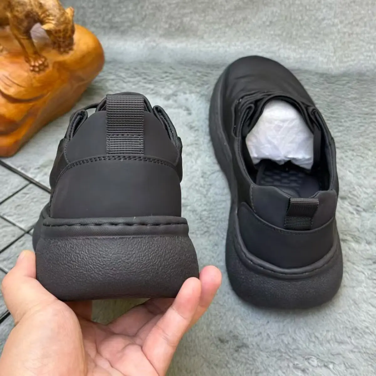 夏季爆款休闲男鞋布鞋39-44 黑色，棕色，